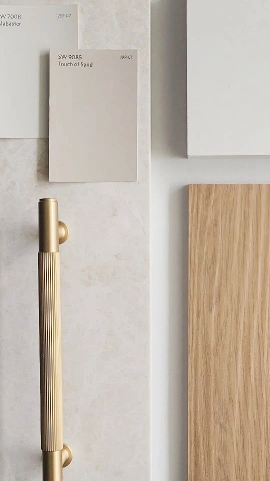 Muestras de materiales y acabados para cocina